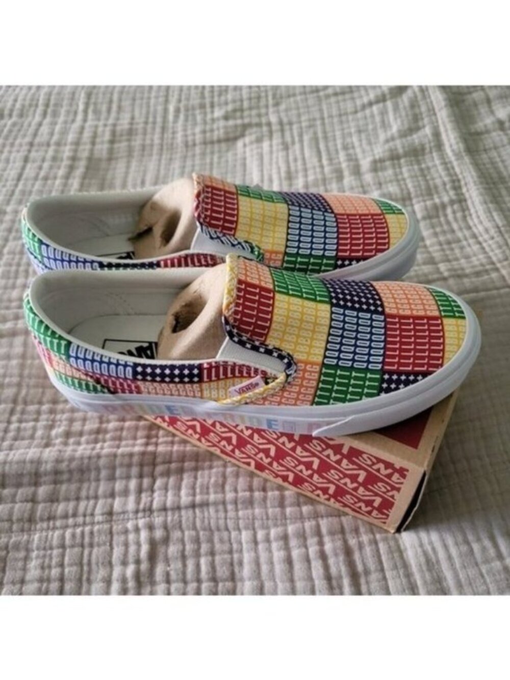 VANS Classic Slip On Men 10.5 Pride LGBTQ+ Multicolor Rainbow Classic 072026 - Picture 4 of 10